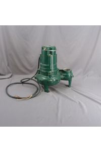 267-0011 Sewage Effluent Pump Green Metal 1/2 hp Submersible 3 Phase