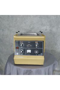 Lab-Line Instruments Inc. 3540 Orbit Shaker Bath 30L Ambient-65°C 120V, 50/60 Hz