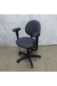 Steelcase Criterion Office Chair 5B01 Foggy Night Fabric Adjustable With Arms With Wheels