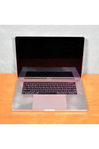 Apple MacBookPro14,3 Space Gray Intel(R) Core(TM) i7-7700HQ CPU @ 2.80GHz 16 GBytes Flash Grade:B