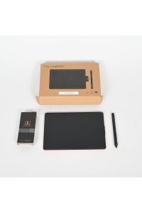 Wacom One CTL-472 Creative Pen Tablet with Stylus