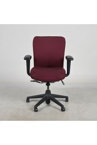 Haworth Z831-1442,3A-20,TR-F Office Chair, Burgundy Fabric, Adjustable, With Arms & Wheels