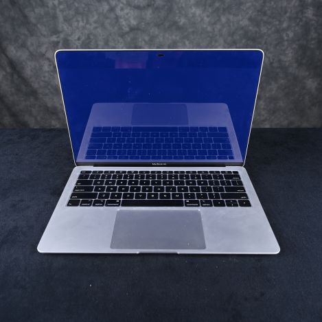 Apple-2019-MacBook-Air-13