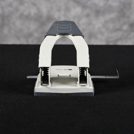 ACCO-Model-50-(2-Hole-Punch)-Hole-Punch