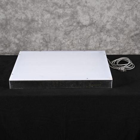 Bio-World-Light-Box-Fluorescent