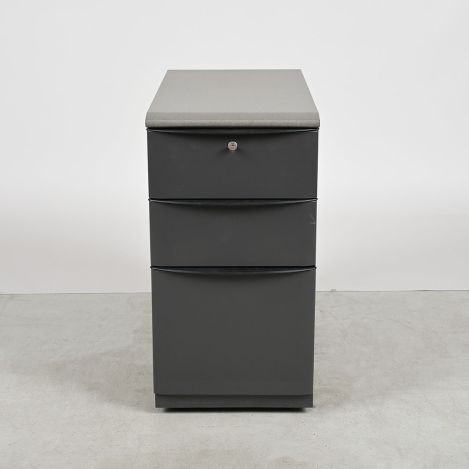 Steelcase-Dark-Gray-Metal-3-Drawer-File-Cabinet-Lockable-Includes-Key ...