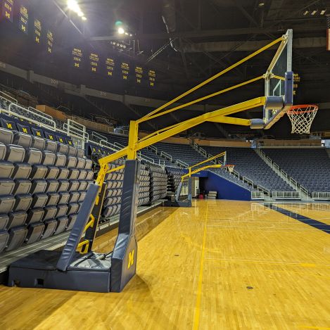 U-M-Hydra-Rib-Hydraulic-Basketball-Hoop