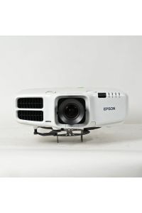 86901