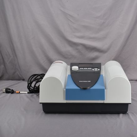 Thermo Scientific Spectronic 200 Spectrophotometer 340 to 1000 nm ±2 nm