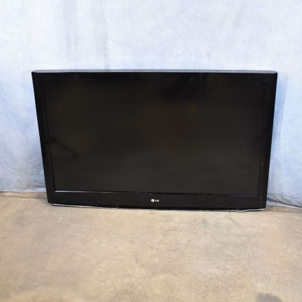 LG 47LH300C Television 47" 1920 x 1080 HDMI & VGA LCD Stand Not Included Remote Included