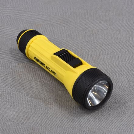 Eveready 1251 Flashlight Yellow Plastic Incandescent Battery