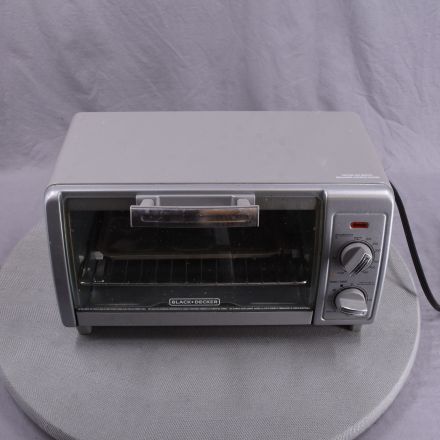 Black & Decker TO1700SG Toaster Oven Single Door