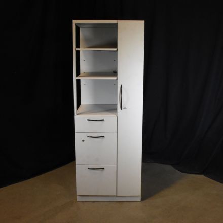 Steelcase RQS24245RCP 7225 Sand Metal 3 Drawers 3 Shelf Cabinet Lockable Includes Key 24"x25"x65.5"