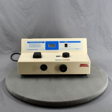 Unico Model 1000 Spectrophotometer 400 to 1000 nm ±3 nm