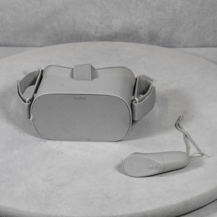 Oculus Go MH-A64 Virtual Reality Headset 1st Generation