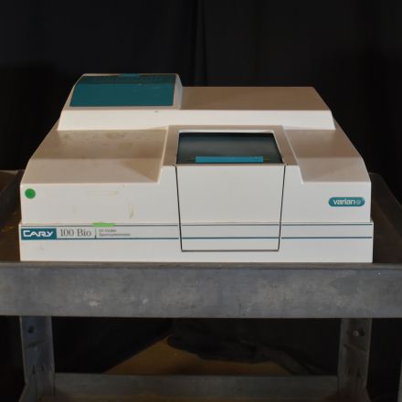Varian Cary 100 Bio UV-Vis Spectrophotometer 190 to 900 nm ±2 nm