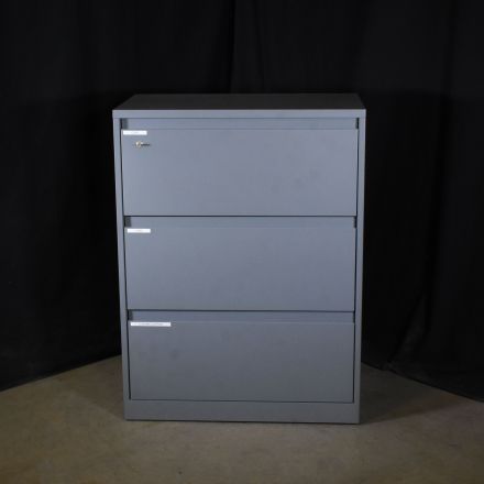 Steelcase 9LF18303F 7237 Slate Metal 3 Drawer File Cabinet Lockable Includes Key 30"x18"x40"