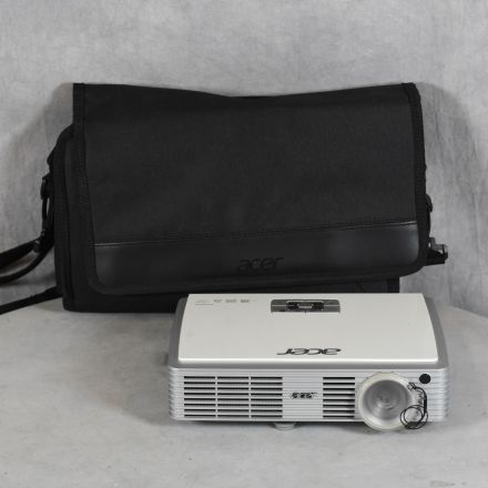 Acer CWX1012 Video Projector 1280x800 Composite, VGA, HDMI DLP Remote Included