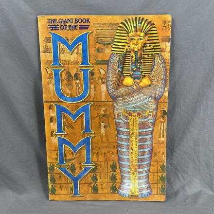 David, Rosalie. The Giant Book of the Mummy. Dutton Books for Young Readers 1993