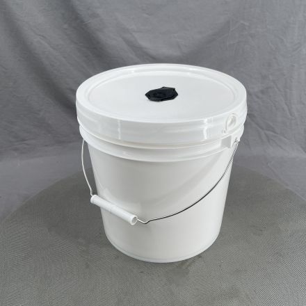Ropak Bucket of Sanitizer Wipes 9.5"x10"