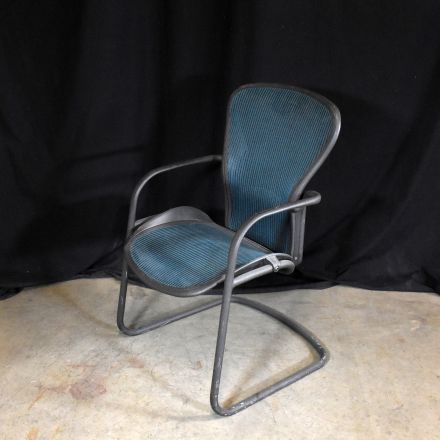 Herman Miller Aeron Conversation/Side Chair Teal Mesh with Arms