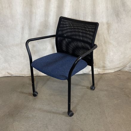 Steelcase Jersey Guest Conversation/Side Chair Blue Pattern Fabric No Arms with Wheels