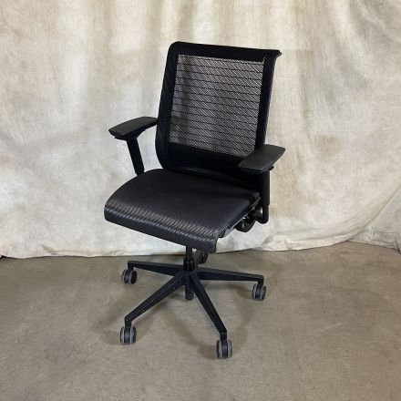 Steelcase Think Office Chair Gray Pattern Fabric Adjustable with Arms Ergonomic with Wheels