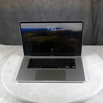 Apple Inc. MacBookPro16,1 2.6 GHz 32 GBytes Flash Grade:C