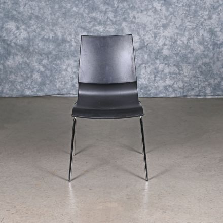 Max Design Ricciolina by Marco Maran Stacking Chair Black Plastic No Arms
