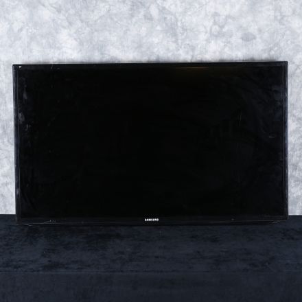 Samsung UN40H5203AF Television 40" 1920x1080 Composite, Component, HDMI LCD Stand Not Included Remote Not Included