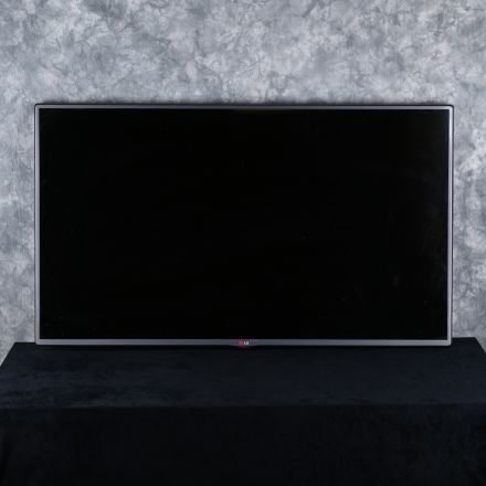 LG 47LY340C Television 47" 1920x1080 Component, HDMI LCD Stand Not Included Remote Not Included