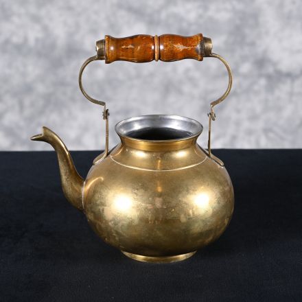 Tea Pot Gold Colored Metal 5"