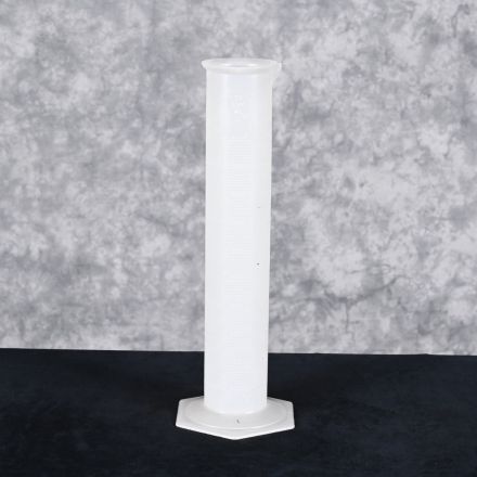 Plastic Graduated Cylinder 2000mL