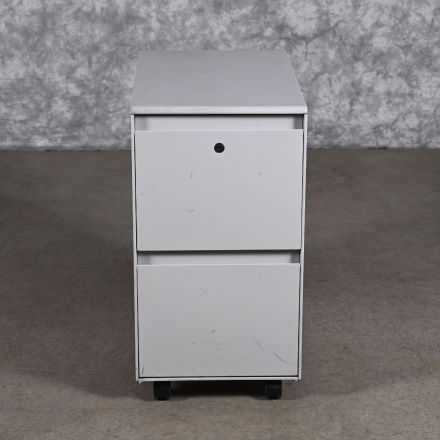 Steelcase Light Gray Metal 2 Drawer File Cabinet Lockable Keys not Included with Wheels Letter Size 15"x25"x28"