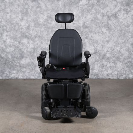 Quantum Q6 Edge 2.0 Electric Wheelchair Black 300 lb. Capacity 18"