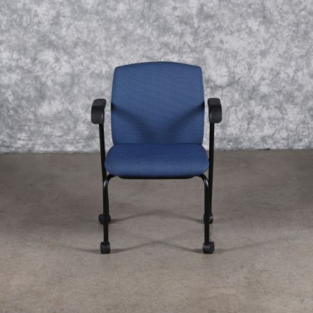 Knoll 77S2FA Conversation/Side Chair Blue Fabric with Arms with Wheels