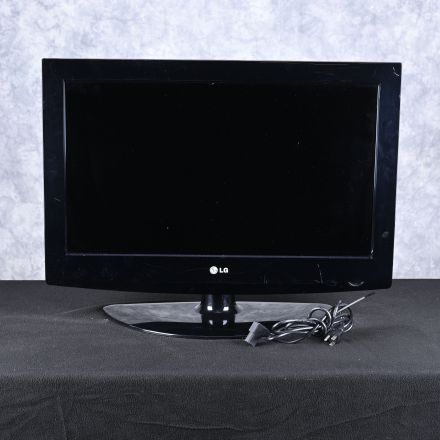 LG 26LG30DC-UA Television 26" 1366x768 Component, VGA, HDMI LCD With Stand Remote Not Included