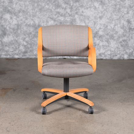 Steelcase 483xX Accent Chair Gray Pattern Fabric Not Adjustable with Arms with Wheels