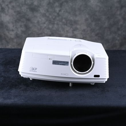 Mitsubishi XD600U Video Projector 1024x768 Composite, HDMI, S-Video, VGA LCD Remote Not Included