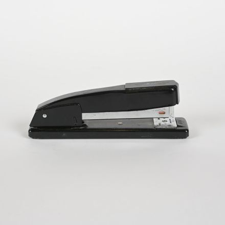Generic Stapler Color Will Vary