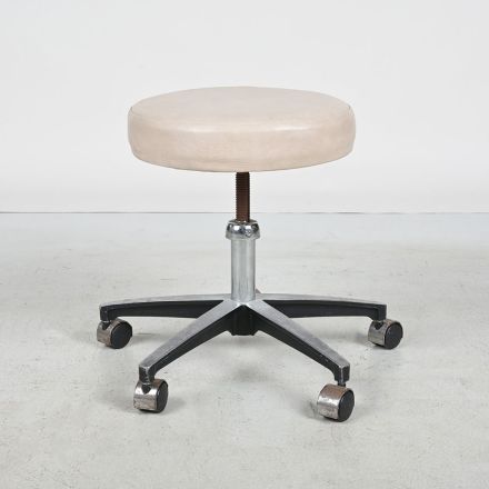 Midmark Medical Adjustable Rolling Exam Stool Beige Vinyl Seat