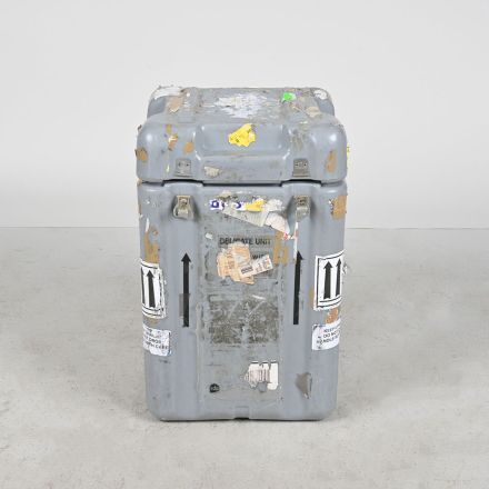 Hardigg Transport Case, 15" x 15" x 24", Heavy Wear & Label Residue
