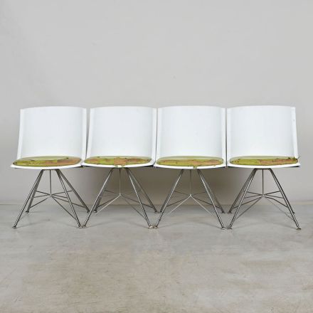 Source Artifakt Guest Chairs, White Plastic Shell, Chrome Wire Base, Damaged Cushions, Qty: 4