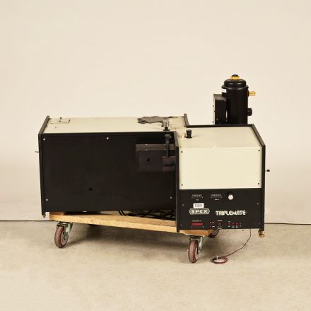 Princeton Instruments SPEX Triplemate Triple Monochromator 7439-0001