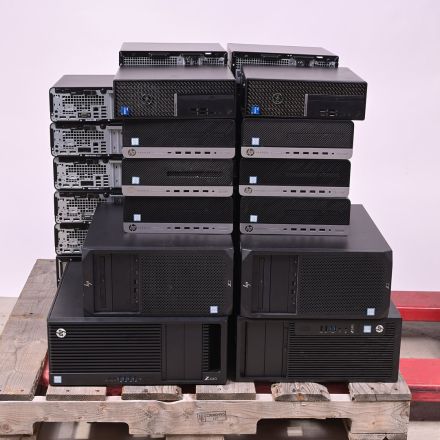 Lot of 31 Various PC Desktops
