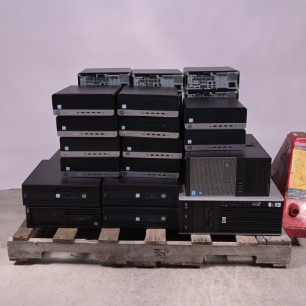 Lot of 31 Various PC Desktops