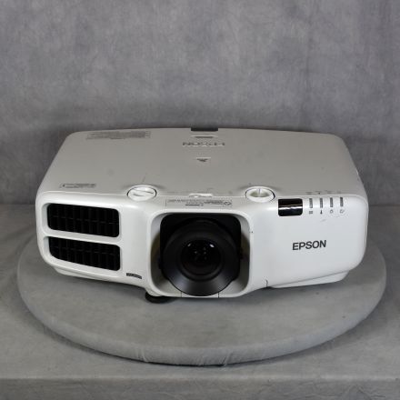 Epson PowerLite Pro G6450WU Video Projector