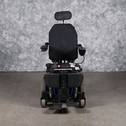 Quantum Q6 Edge Electric Wheelchair with Missing Parts