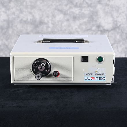 Damaged Luxtec 9300XSP Fiber Optic Light Source